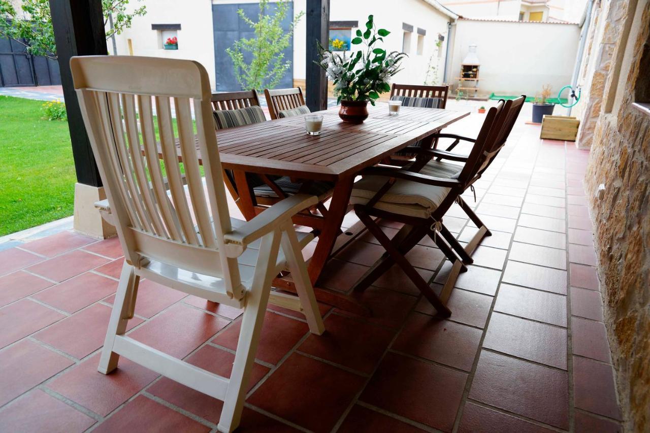 Casa Rural La Cija Del Abuelo A 1 Hora De Madrid Segovia Exterior photo